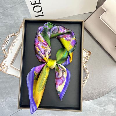 Accessoires – Schals & Tücher