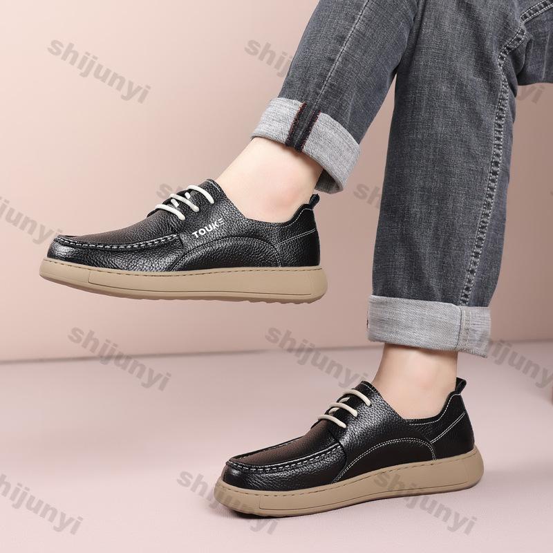 Fashion Men's Leather Shoes 2025 Autumn Fashion Lace Up Breathable Outdoor Casual Flats Lightweight Comfortable Non Slip Luxury Loafers