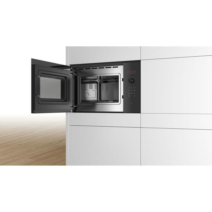 Micro-ondes simple encastrable -BOSCH SER4 - BFL523MB1F - Noir - 7 programmes auto - 38,2 x 59,4 x 31,7 cm