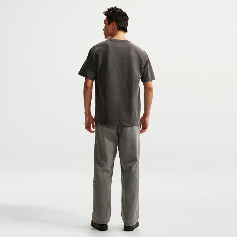 Nike Men's Retro Distressed Print Casual Short Sleeve T-Shirt