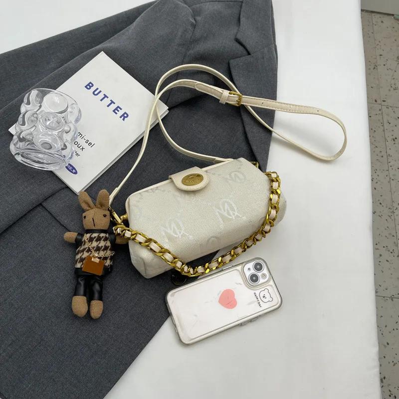 Versatile Crossbody Bag with Chain for Women Vintage Handbag Shoulder Bag Pendant Decor Fashion Canvas Fabric