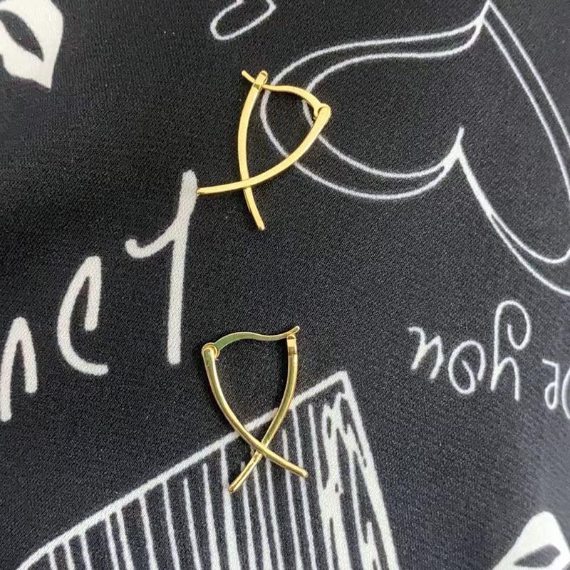 

Каффы для ушей из стерлингового серебра 925 пробы в виде крестов-рыбных костей: Минималистичные серьги-пусеты класса люкс для женщин - тренд осени/зимы 2022 золотой