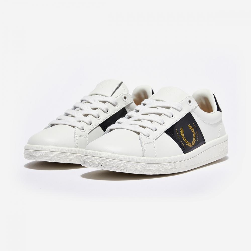 Fred Perry B721 Leather Branded  Porcelain 254  