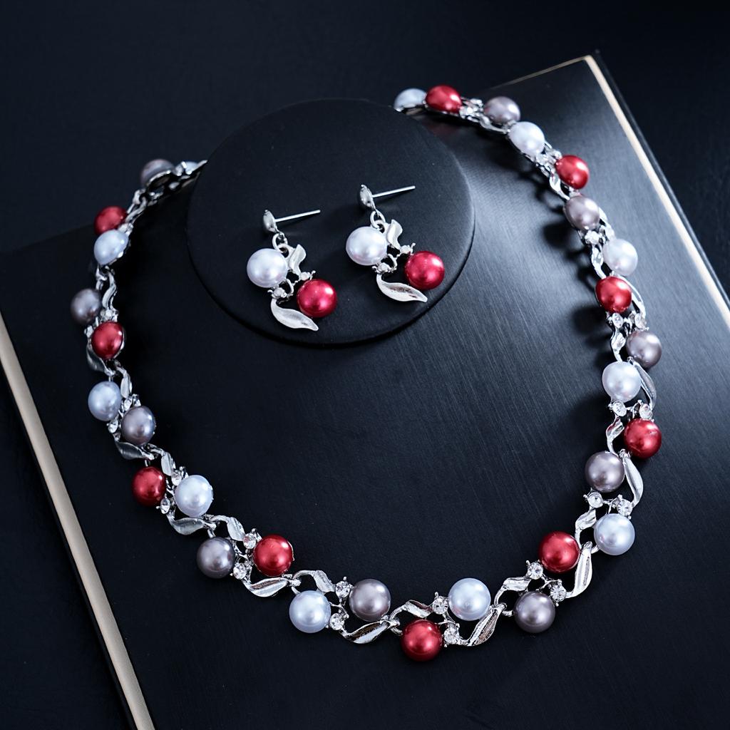 European and American Fashion Light Luxury Necklace Earrings Two-piece Set Bridal Wedding Accessories Dress Set Female 2026