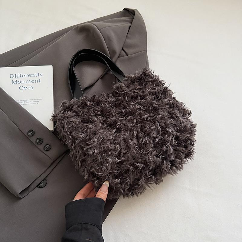 Niche High-end Handbag Small Bag Women's 2025 New Autumn and Winter Plush Bag Fashionable Simple Handbag
