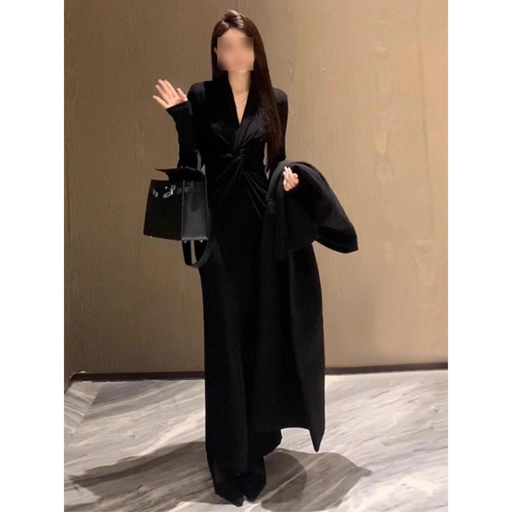 Rochie Tricotată Nouă de Primăvară și Toamnă Neagră cu Decolteu în V Casual Damă Slim Skinny Nișă Rochie Lungă