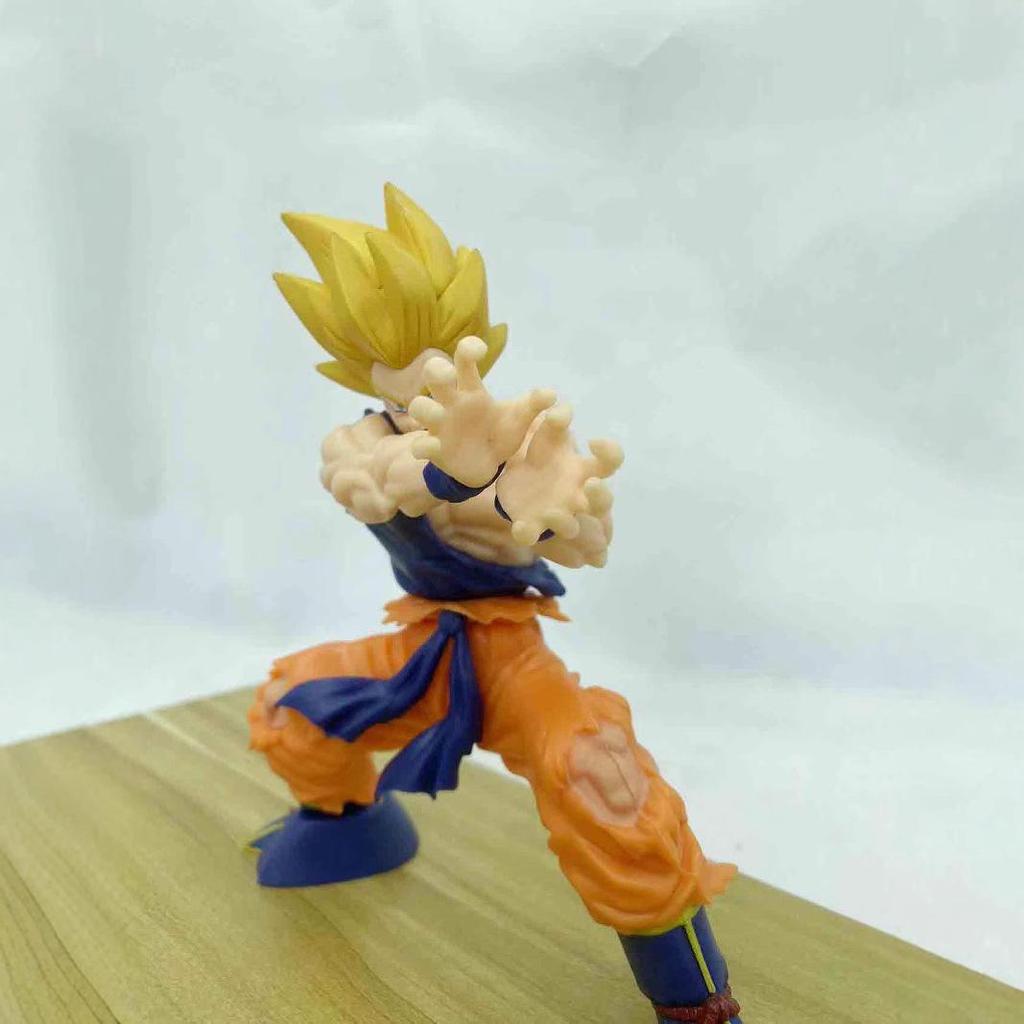 20th Anniversary Super Saiyan Goku Battle Damage Kamehameha Figure Model Decoration