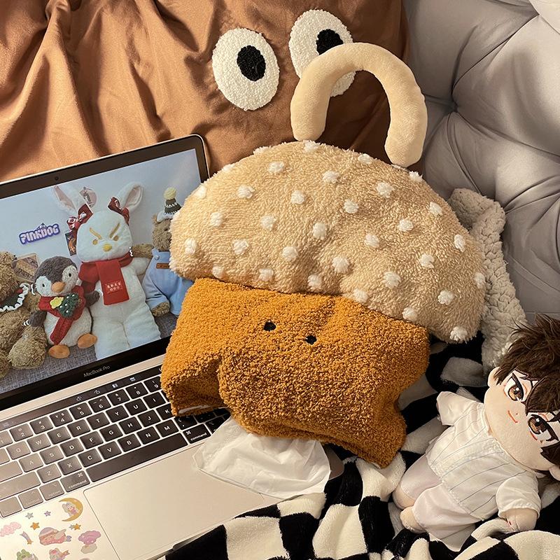 Wall Mounted Tissue Box Hanging Tissue Bag Living Room Dining Table Paper Case Household Cute Mushroom Creative Tissue Dispenser