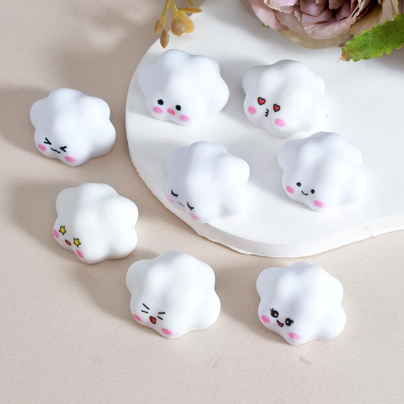 

5Pcs Cute Mini Luminous 3D Cloud Figurine Home Fairy Garden Miniature Decoration Mobile Phone Case Hairpin DIY Resin Accessories