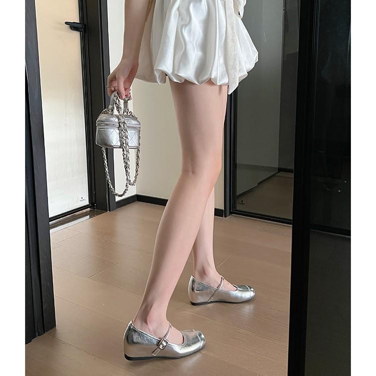 French silver single shoes women's spring and autumn 2025 new evening wind design sense niche temperament socialite Mary Jane women's shoes