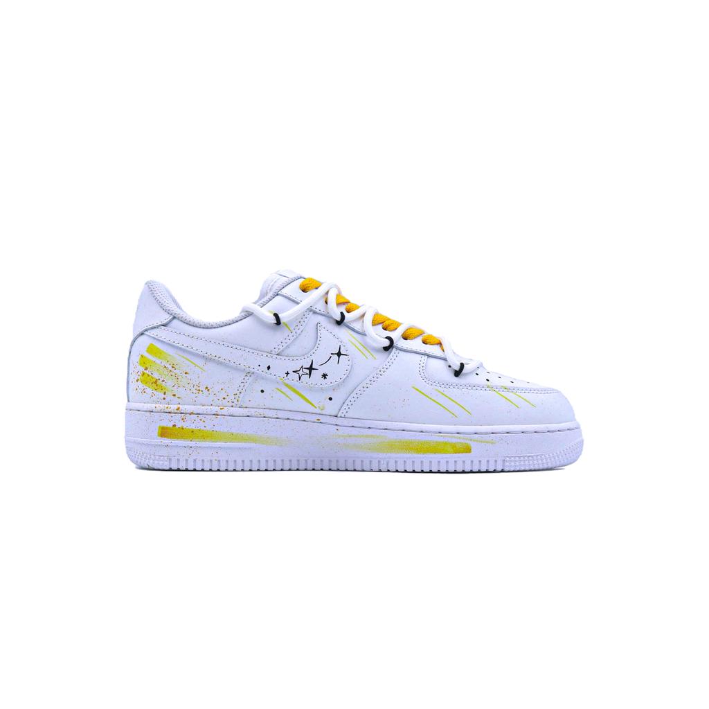 Nike Air Force 1 Antiscivolo Resistenti all'Abrasione Basse Scarpe da Skateboard Unisex Bianco Giallo CW2288-111(Team779-)