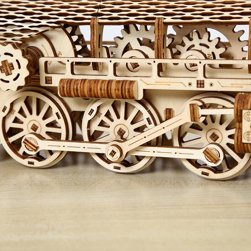 Chengchen Creation Camp Wooden Gear Steam Train 3D Puzzle