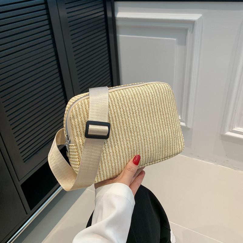 

Stylish Minimalist Pu Small Square Shoulder Bag Perfect For Casual Travel And Daily Outfits хакі