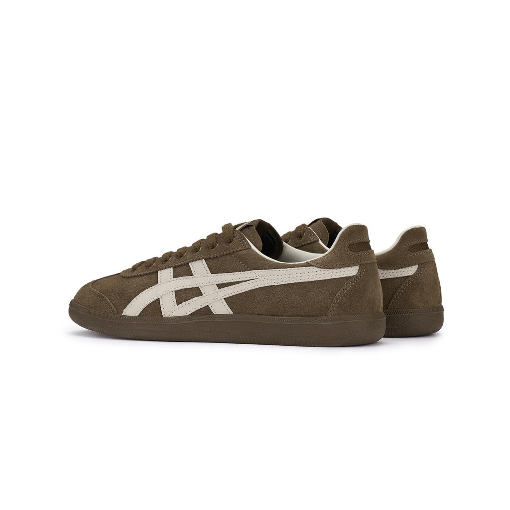 Onitsuka Tiger Tokuten Low top German Army Trainers Unisex Dark Brown 1183C532-203