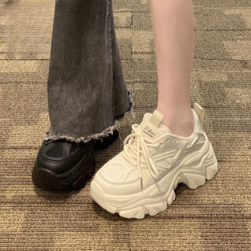Women's models increase in height Spring new versatile small people show height thick-soled fried street sneakers women
