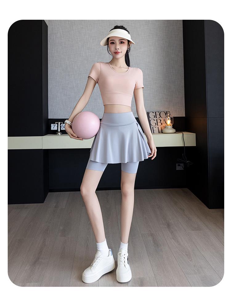 Women's Two-Piece Leggings with High-Waisted Skirt - Anti-Exposure, Color Block Yoga Shark Design