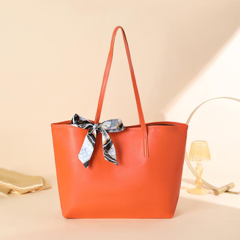 Tote Bag, Women's Trendy Fashion and Simple Tote Bag, Silk Scarf Decorative Shoulder Bag, Underarm Bag, One Piece.