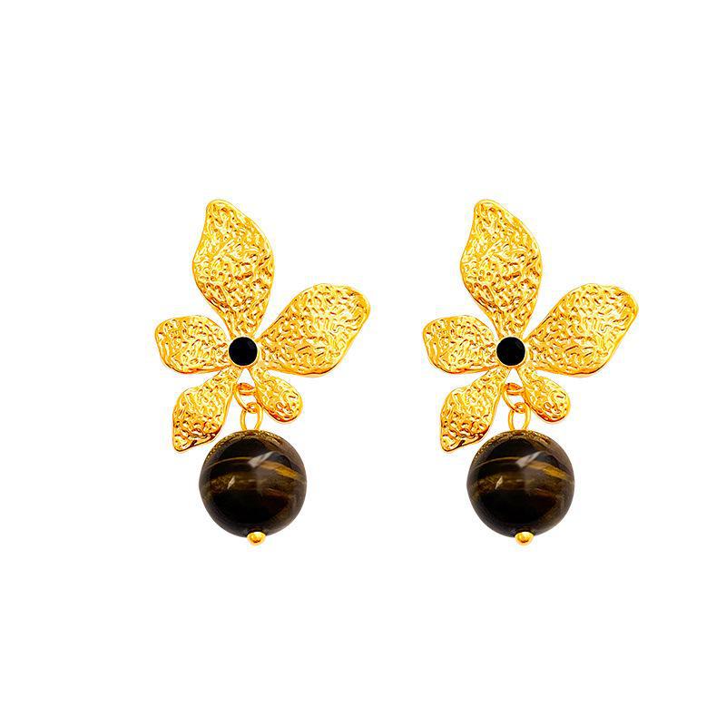 Naszyjnik z Kamienia Tygrysie Oko i Pozłacane Kolczyki w Kształcie Kwiatów - Styl Retro Średniowieczny, Wszechstronny, Damski Łańcuszek na Obojczyk.