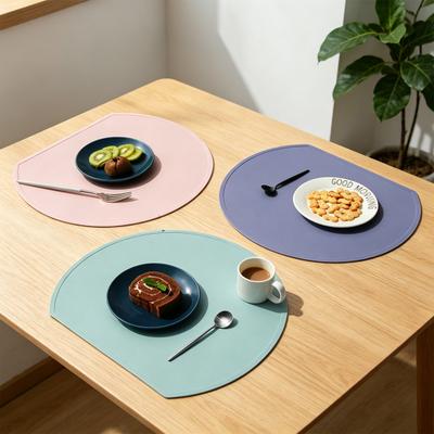 Silicone Placemats, Non-Slip Waterproof Dining Table Mat, Heat-Resistant Kitchen Placemat for Dining Room, Coffee Table, Countertop