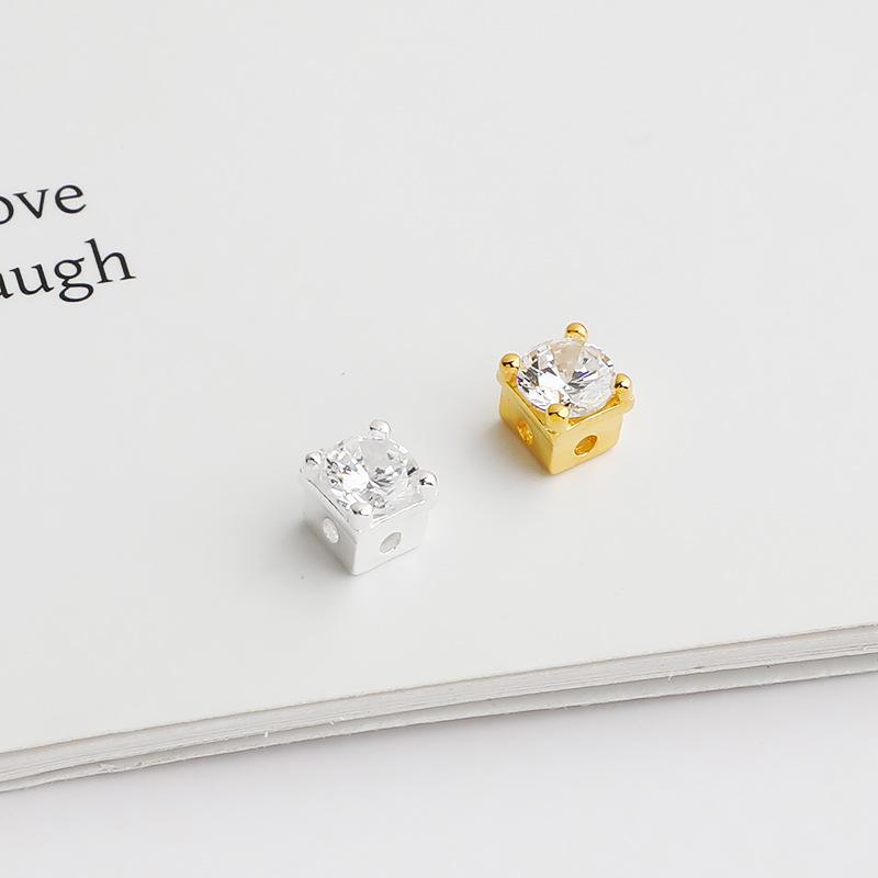 Perles d'espacement carrées en argent sterling S925 avec diamants pour bracelets et colliers de perles à faire soi-même.