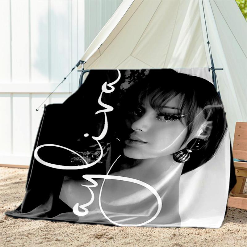 1pc singer pattern blanket, all season lightweight home office outdoor nap multifunctional blanket