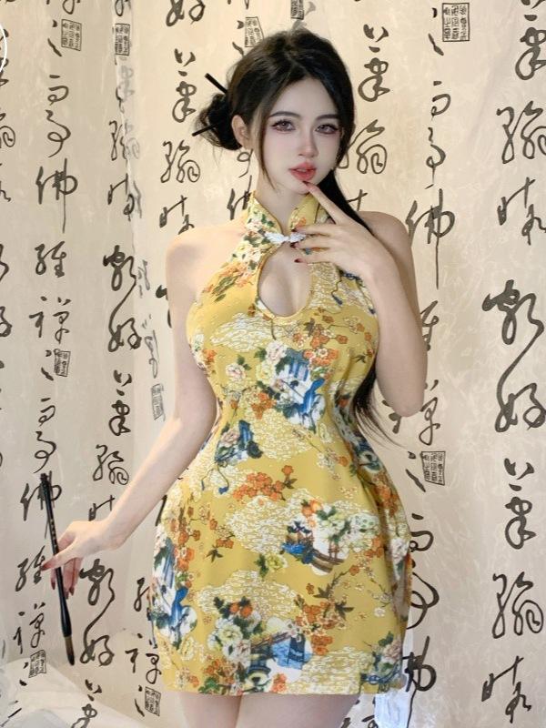 Qipao Pure Desire Retro Print Wrap Buttocks Dress Elegant Slim Appear Thin Hanging Neck Style Hollowing Out Split Dress Hem 5AXN