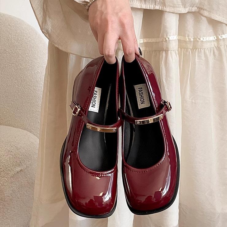 Internet celebrity French small fragrant style thick heel small leather shoes women 2025 new spring and autumn with skirt British style Mary Jane sin