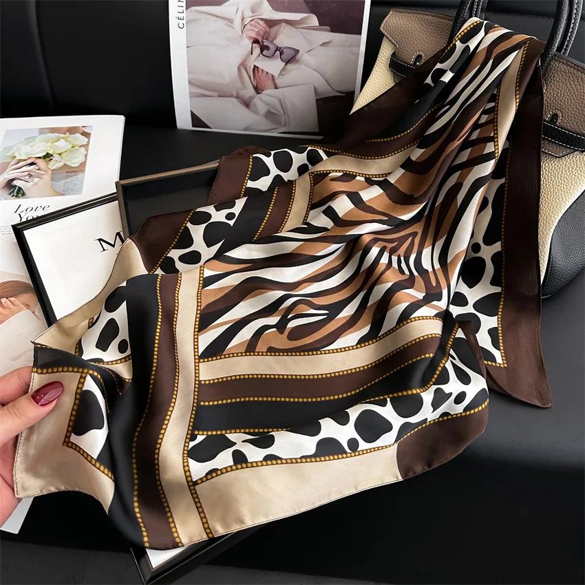 New Luxury Women's Soft Satin Hair Scarves Fashion Square Printed Headscarf 70cm Professional Accessories Designer Scarf
