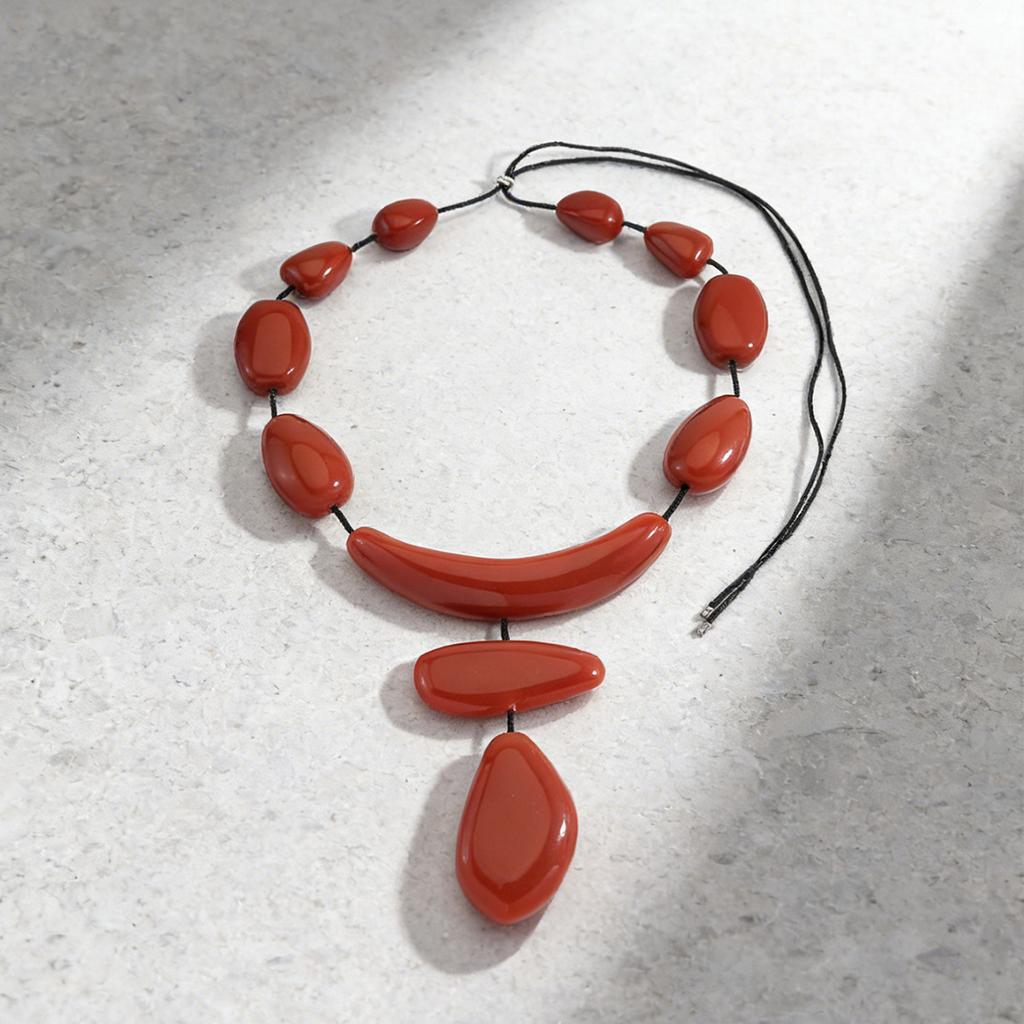 Stylish Retro Geometric Resin Necklace Handmade Beaded Personality Exaggerated Design Sense Collarbone Chain