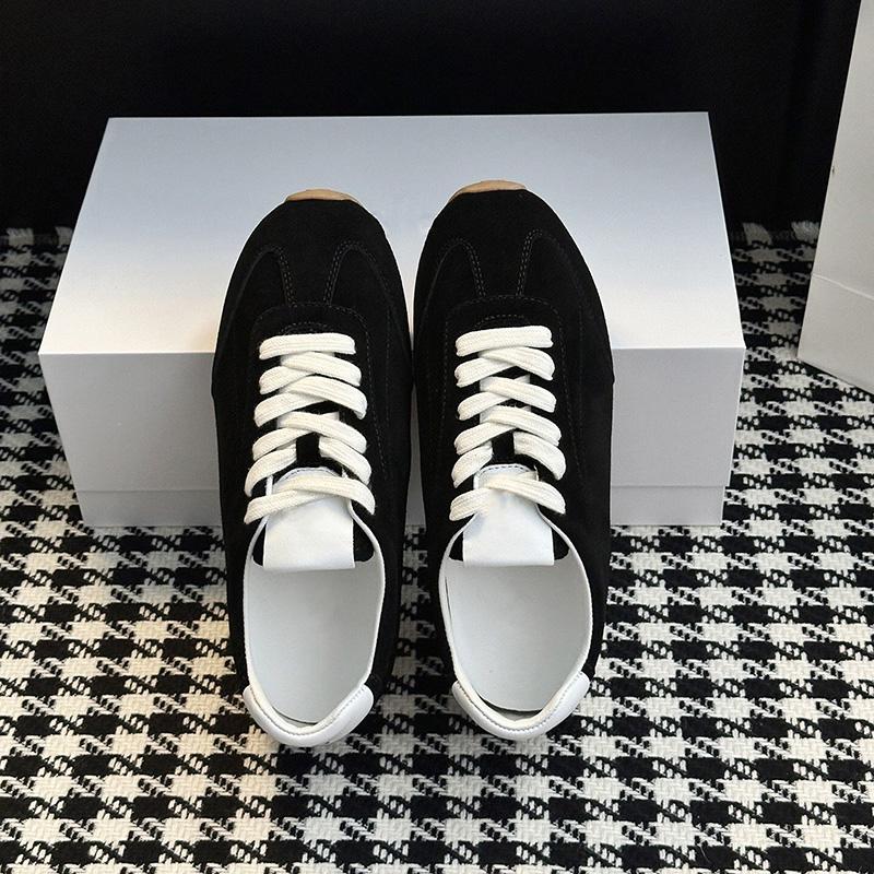 Unisex Leather Velvet Casual Shoes Men's Loafers Walking Sneakers Designer Luxury German Training Shoes for Women