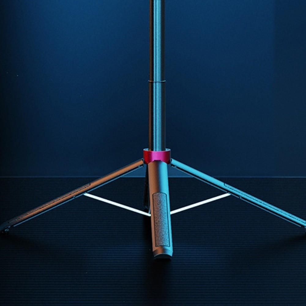 Four Legged Bluetooth Selfie Stick 1.8m Selfie Stick Stand Telescopic Selfie Stick Live Broadcast