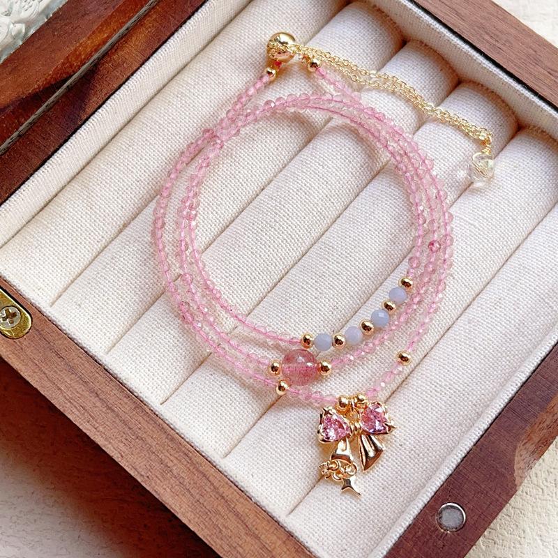 

Natural cut strawberry crystal with aquamarine multi-layer three circles, bracelet bracelet.