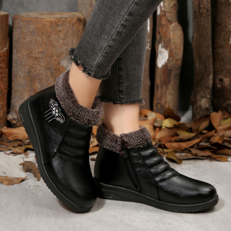 Fashion Retro Glitter Decoration Furry Ankle Boots Women 2025 Winter Comfort Round Toe Wedge Heel Fur Boots Warm Plush Non Slip Booties