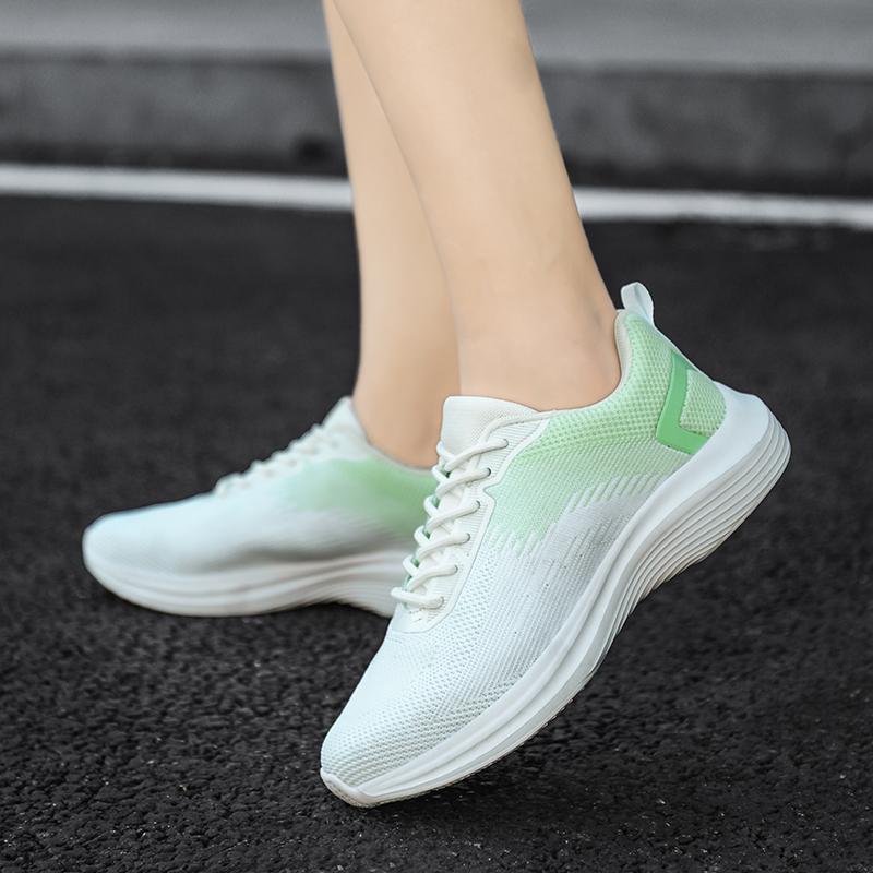 Fashion Sneakers Women Lightweight Summer Mesh Breathable Comfortable Outdoor Flat Breathable Big Size Running Shoes Fashionable Anti Sl