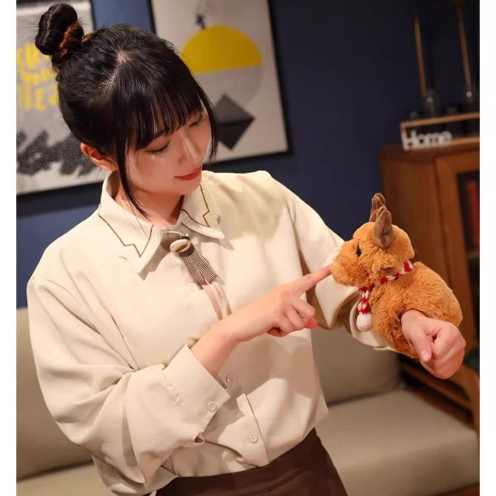 Elk Snapping Circle Christmas Gift Christmas Eve Pat Doll Reindeer Doll Plush Toy Birthday