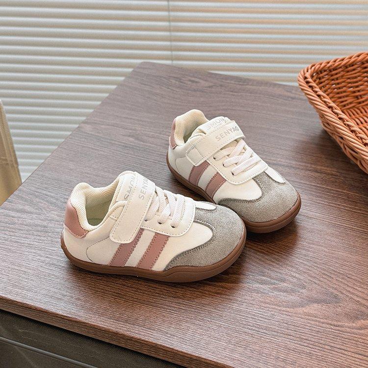 

Children s shoes 2025 spring and autumn new sports shoes medium and large children s casual non-slip shoes boys running shoes white shoes 31 yards inner length 19.2cm розовый