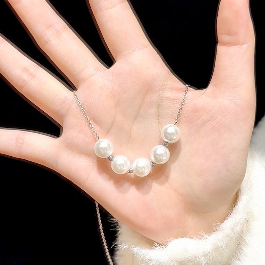 

Женское ожерелье с цирконом «Четырехлистный клевер» 2024 - Милая, роскошная, высококлассная подвеска для ключичной цепочки