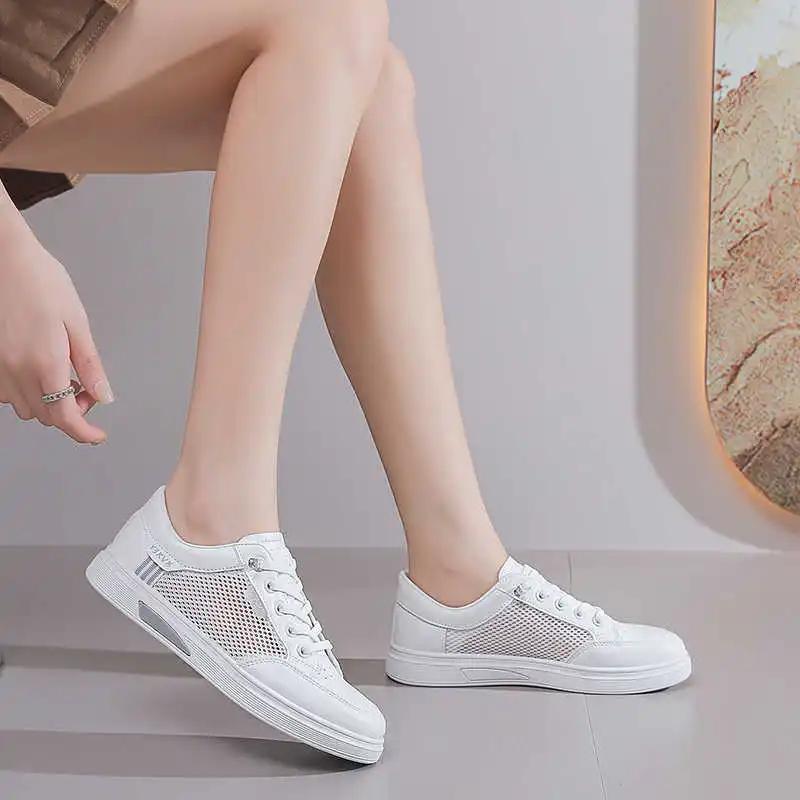 Móda Normální Kůže Kulatá Špička Tenisky A Boty Robustní Dámské Béžové Boty Žena Luxusní Značka Sportovní Další Prodej Nový Styl Hit Loffers