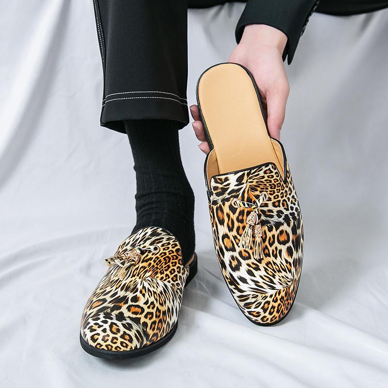 Men's Big Size Leopard Print Slip-On Mules Summer Leather Slippers Comfortable Casual House Shoes Breathable Open Toe Sandals