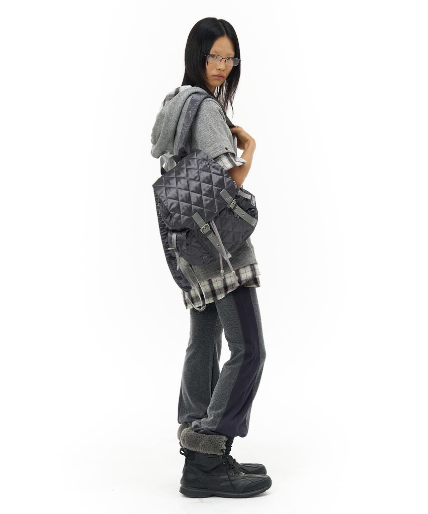 Pahisum Glossy Quilted Backpack_Charcoal