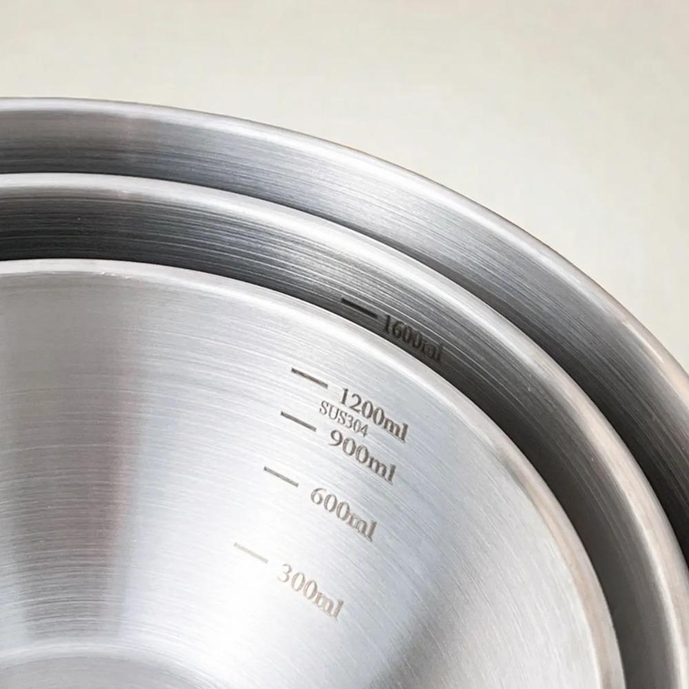 304 Stainless Steel Salad Bowls Durable Large Capacity Kitchen Baking Mixing Bowls With Scale Line Food Container