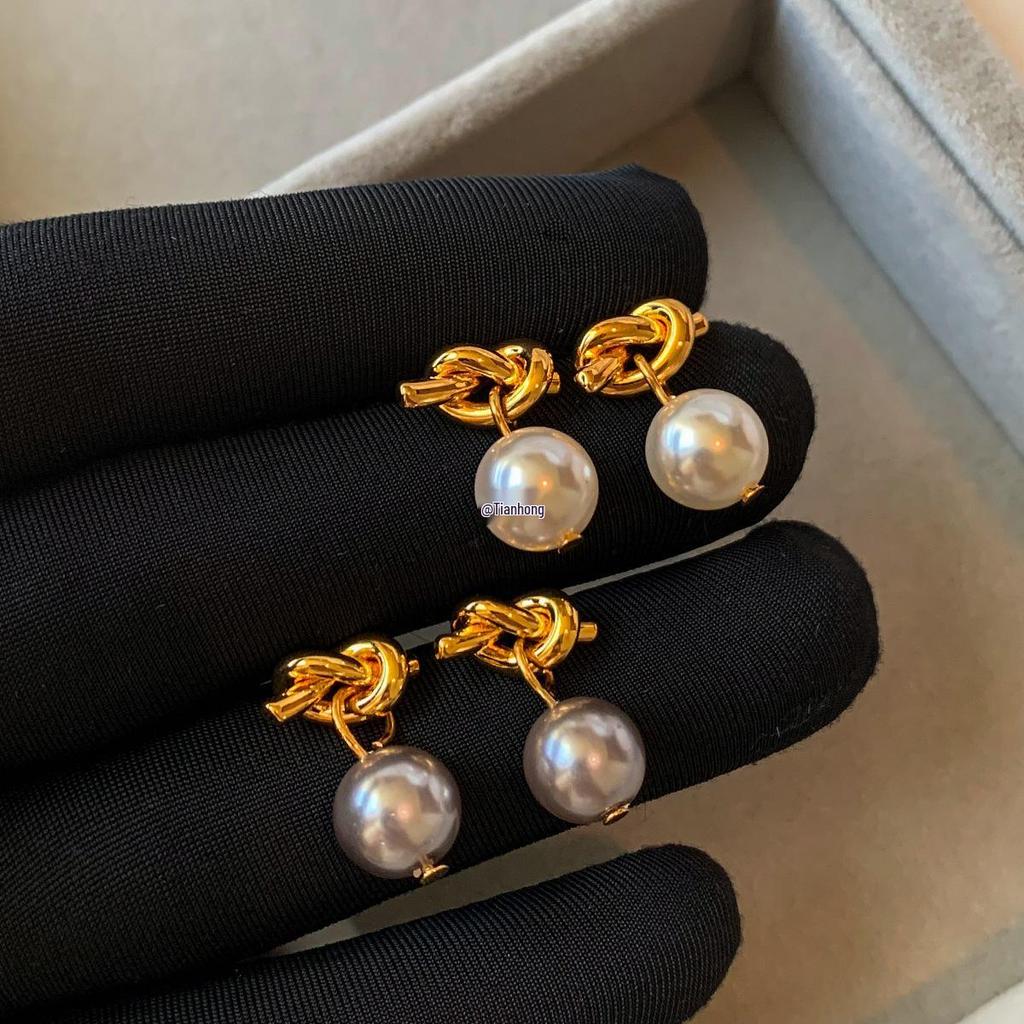 2025 New French Luxury Gray Akoya Pearl Earrings with 925 Sterling Silver Studs