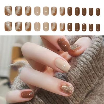 24 Stück Aufdrücknägel, kurze quadratische Form, künstliche Nägel, Valentinstagsnägel, vollständige Abdeckung, künstliche Nagelmaniküre für Frauen