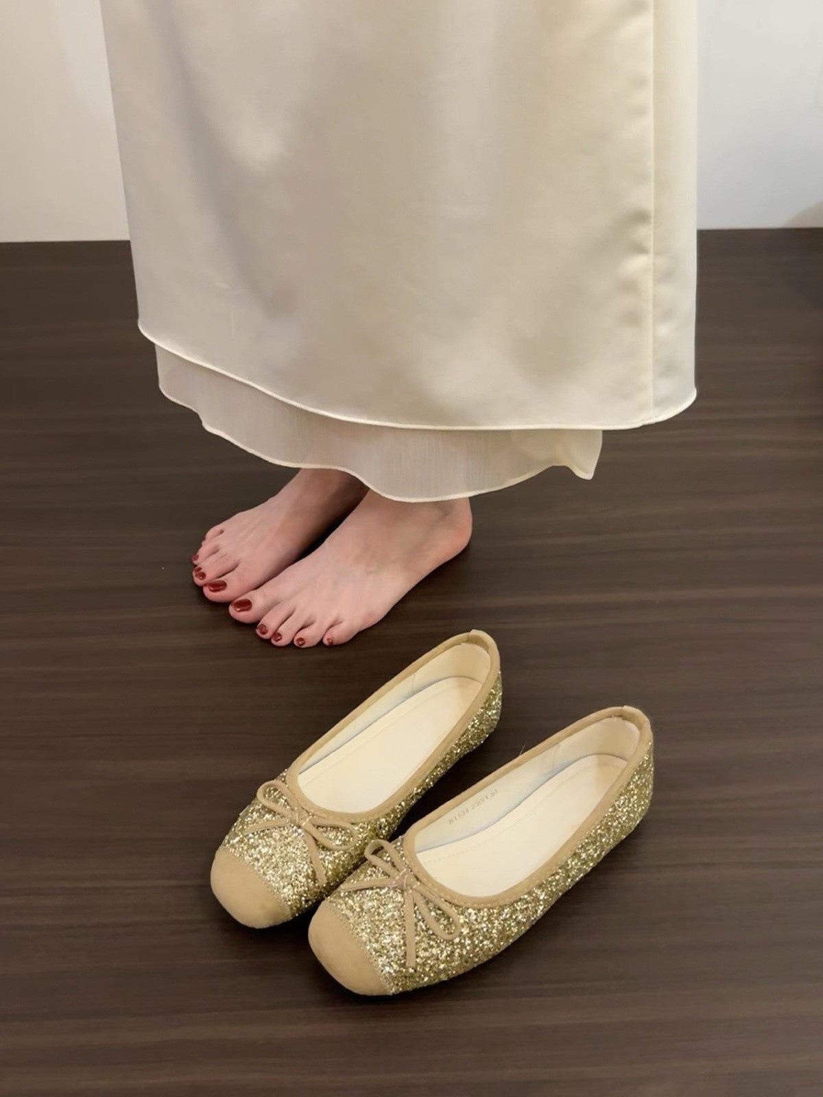 Первая встреча сезон круглый носок маленький ароматный ветер блестки серебристые балетки 2026 светлый рот бант ночь 40 золотой 3090₽
