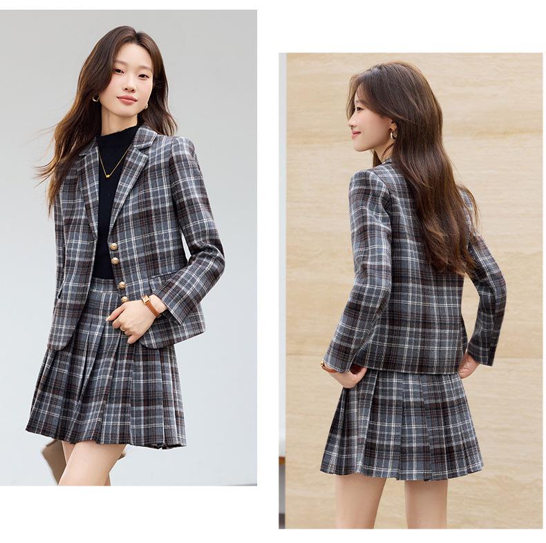 Completo a Quadri Stile College da Donna: Completo Due Pezzi Giacca e Gonna di Alta Gamma Primavera/Autunno 2026