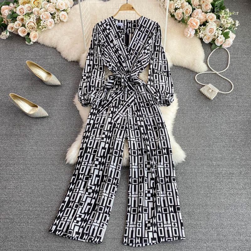 K-style Fashion V Neck High Waist Slim Looking Gingham Jumpsuit
