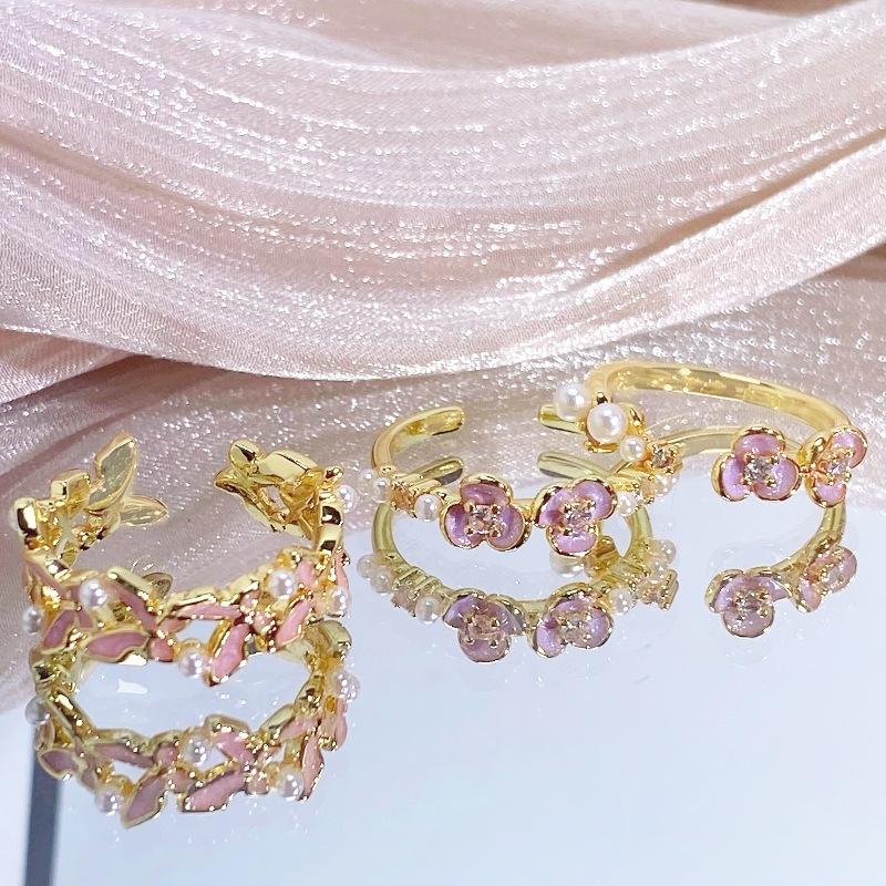 Gold Medieval Vintage Enamel Peach Blossom Butterfly Ring Niche Light Luxury High Sense French Retro Ring Woman