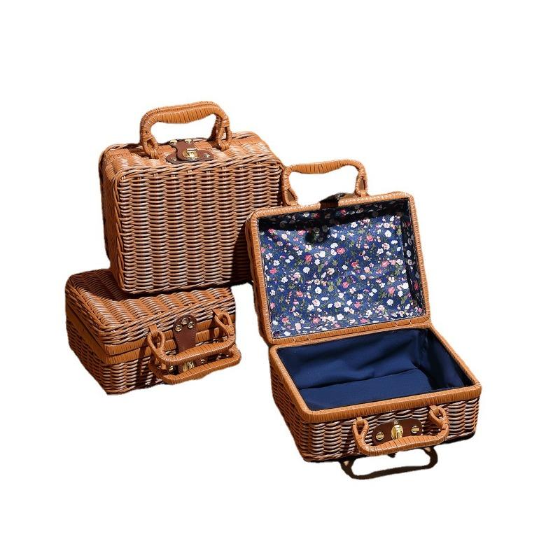 Retro Rattan Suitcase with Hand Gift Box Manual Woven Cosmetic Storage Box Wicker Rattan Picnic Laundry Baskets Home Storage