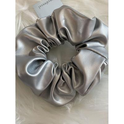 Fashion Niche Silver Leather Large Intestine Hair Band, Simple Hair Rope, High Sense Of High-End Ponytail, Tied Hair Rubber Band