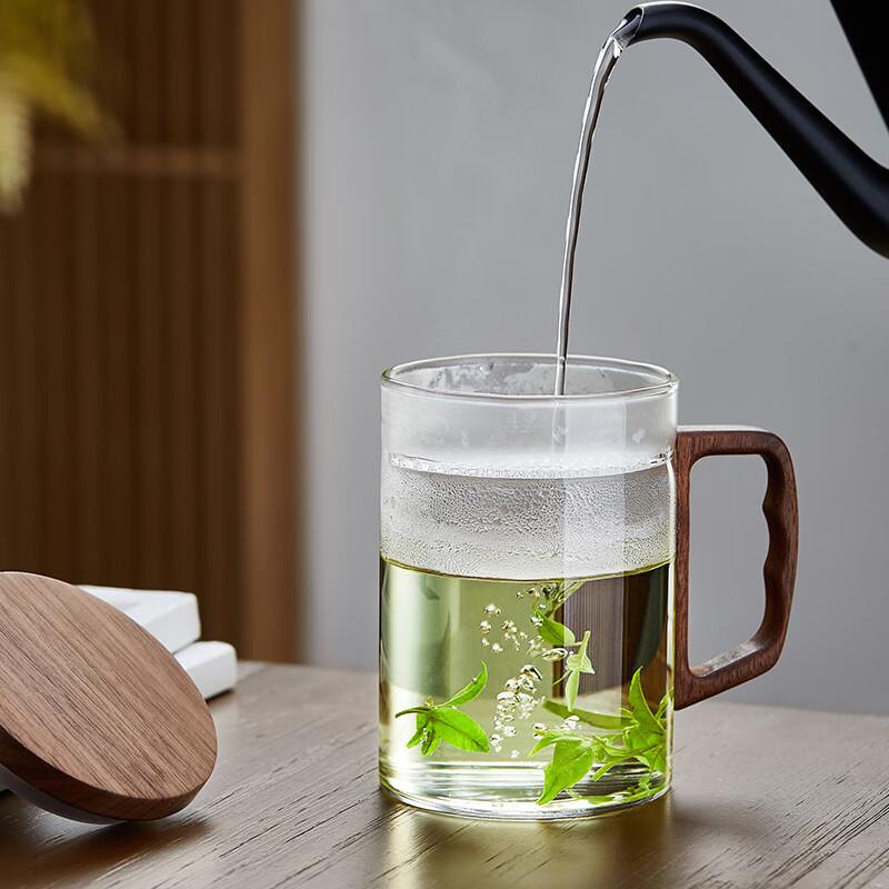 Moon-Shaped Glass Tea Cup, Heat-Resistant, with Separate Tea Infuser And Wooden Handle, Green Tea Brewing Tool